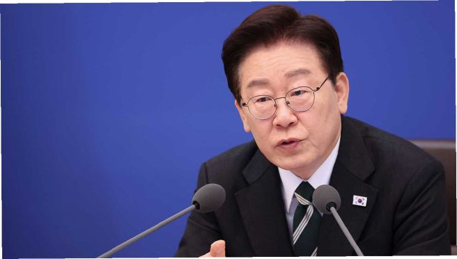 한국 수출 세계 5위 달성: 2026년 1분기, 일본 제치고 반도체 신화 다시 쓰다