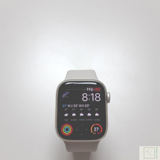 애플워치 전면 이미지 입니다.