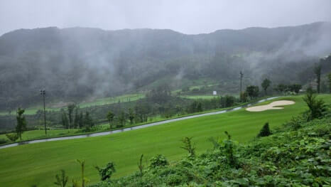 골프장 경험담 가평 베뉴지CC 전략적이면서도 경치 좋은 라운딩 산세를 살린 27홀 골프장