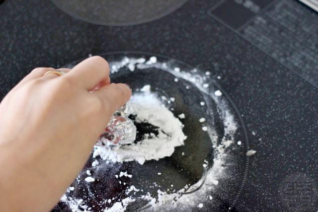 전기레인지 상판 청소, 인덕션 탄자국 지우는법,팁줌