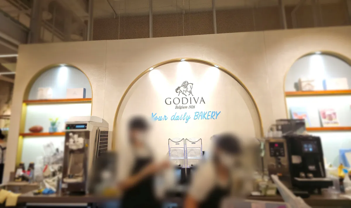 여의도-더현대서울-백화점-고디바베이커리-계산대