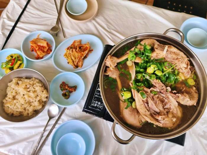 생생정보 은평구 북한산 닭백숙 닭도리탕 맛집