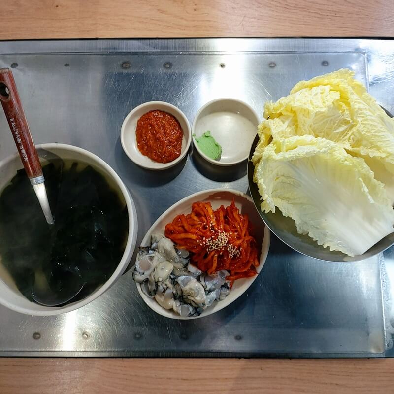 수유 굴사냥 밑반찬