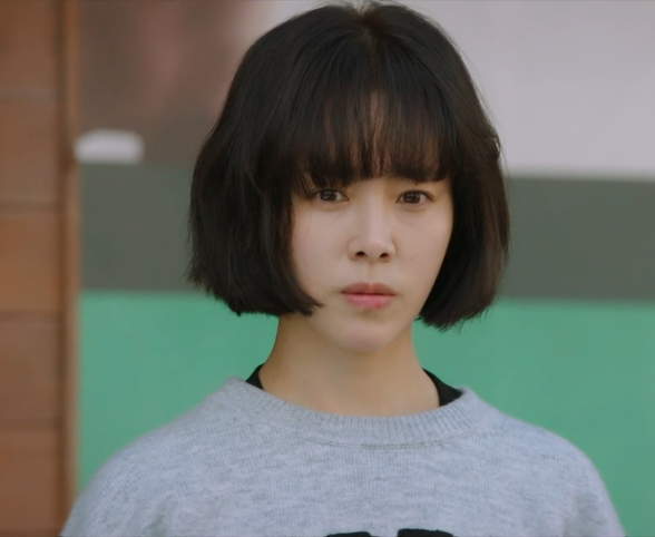 힙하게 한지민 니트