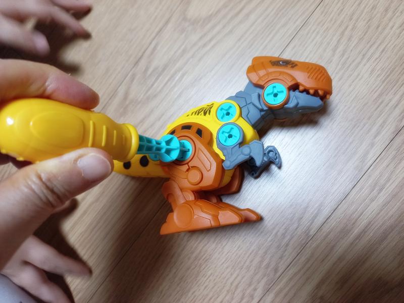 티라노사우르스 장난감