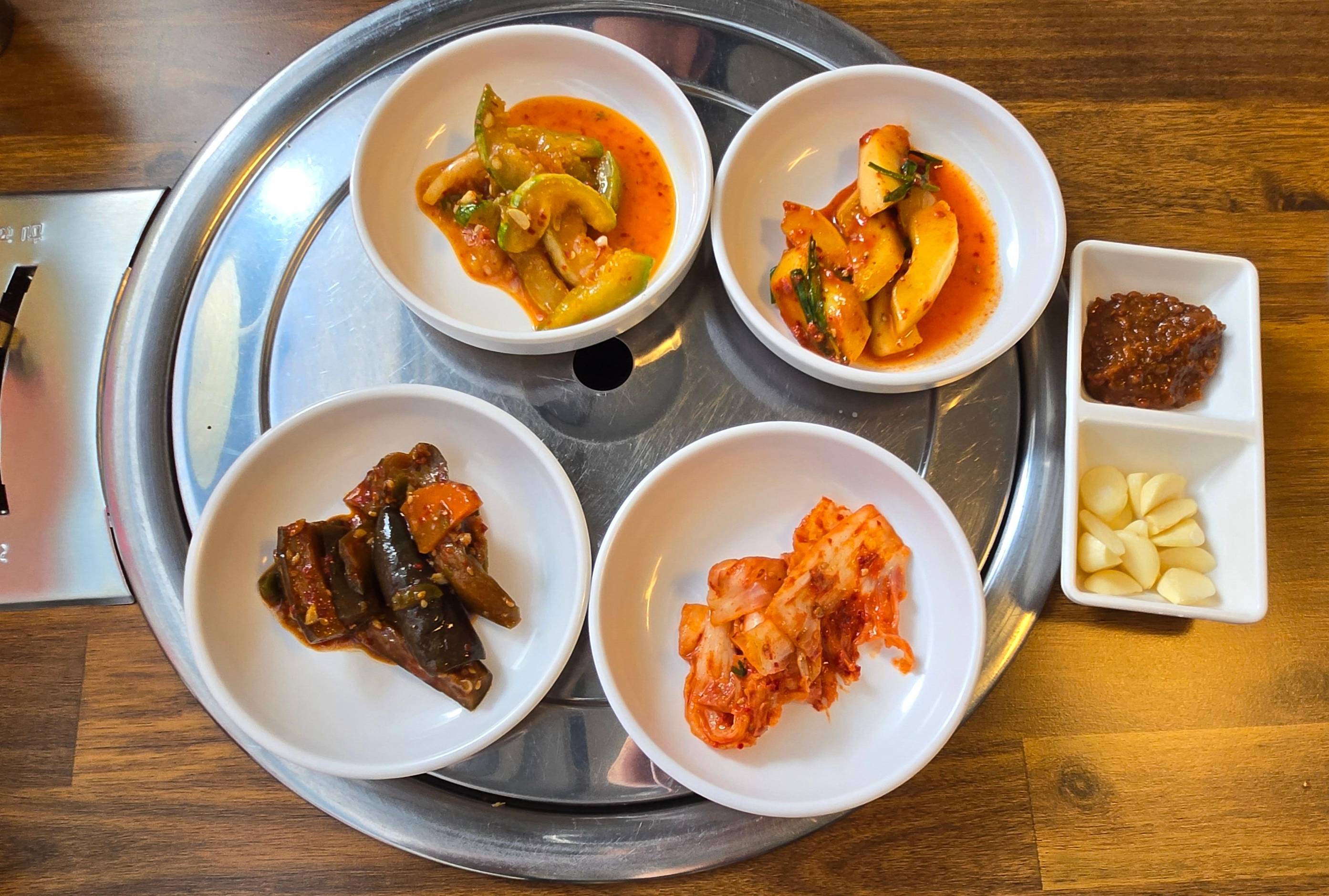 경북 청송 현서 맛집 고령촌돼지찌개 밑반찬