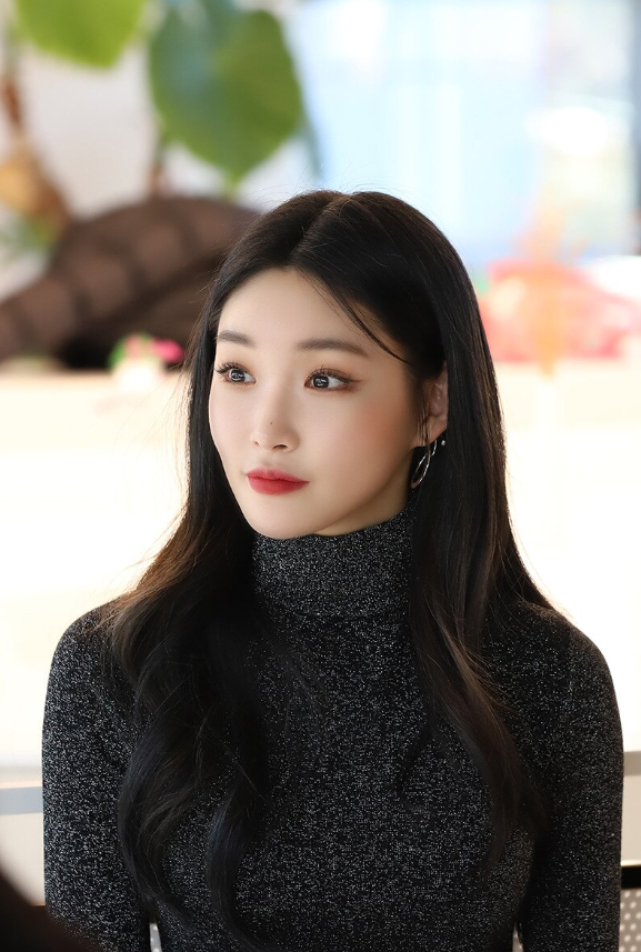청하(CHUNG HA) Creepin
