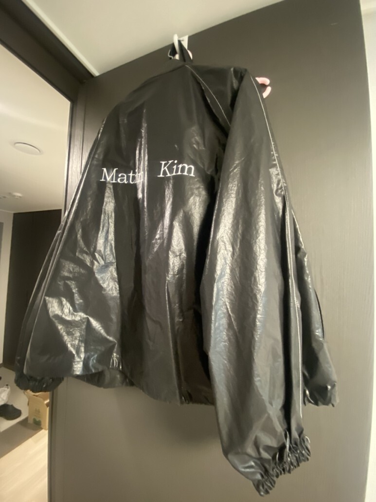 마뗑킴 코팅 점퍼 MATIN KIM LOGO COATING JUMPER BLACK 마뗑킴바람막이