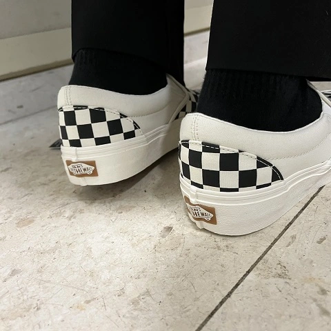 매력적인 쉐잎의 반스 슬립온 VR3 뒤