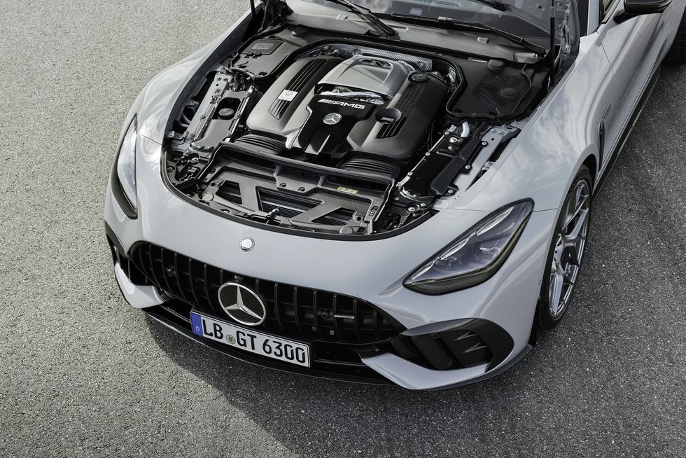 메르세데스-AMG GT63 Pro 4Matic