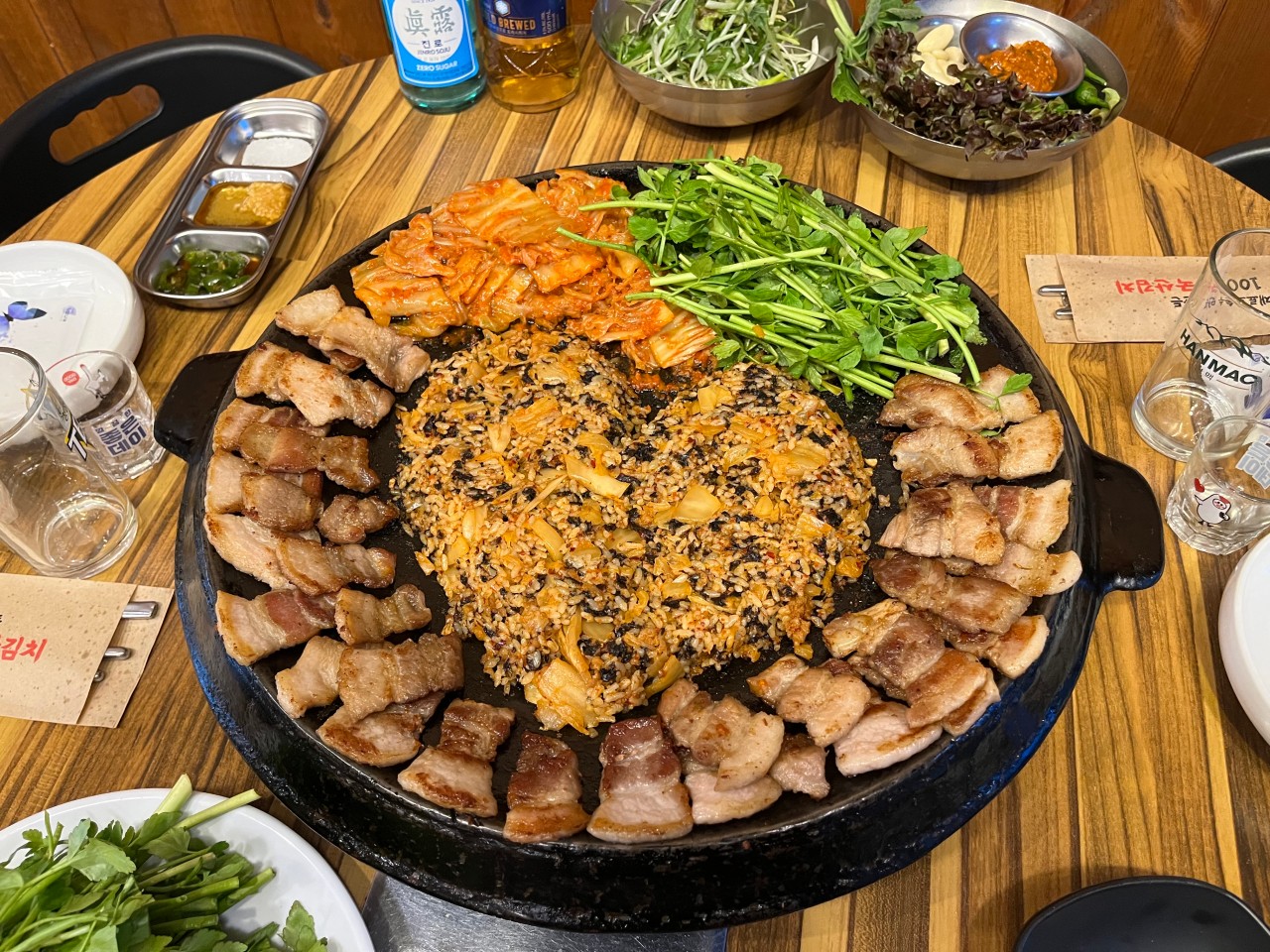 무쇠김치삼겹 광안점