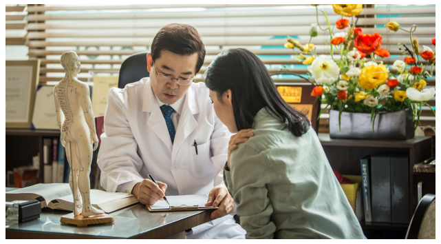 가정의학과 의사-하는일-업무환경-되는법-학과-전망