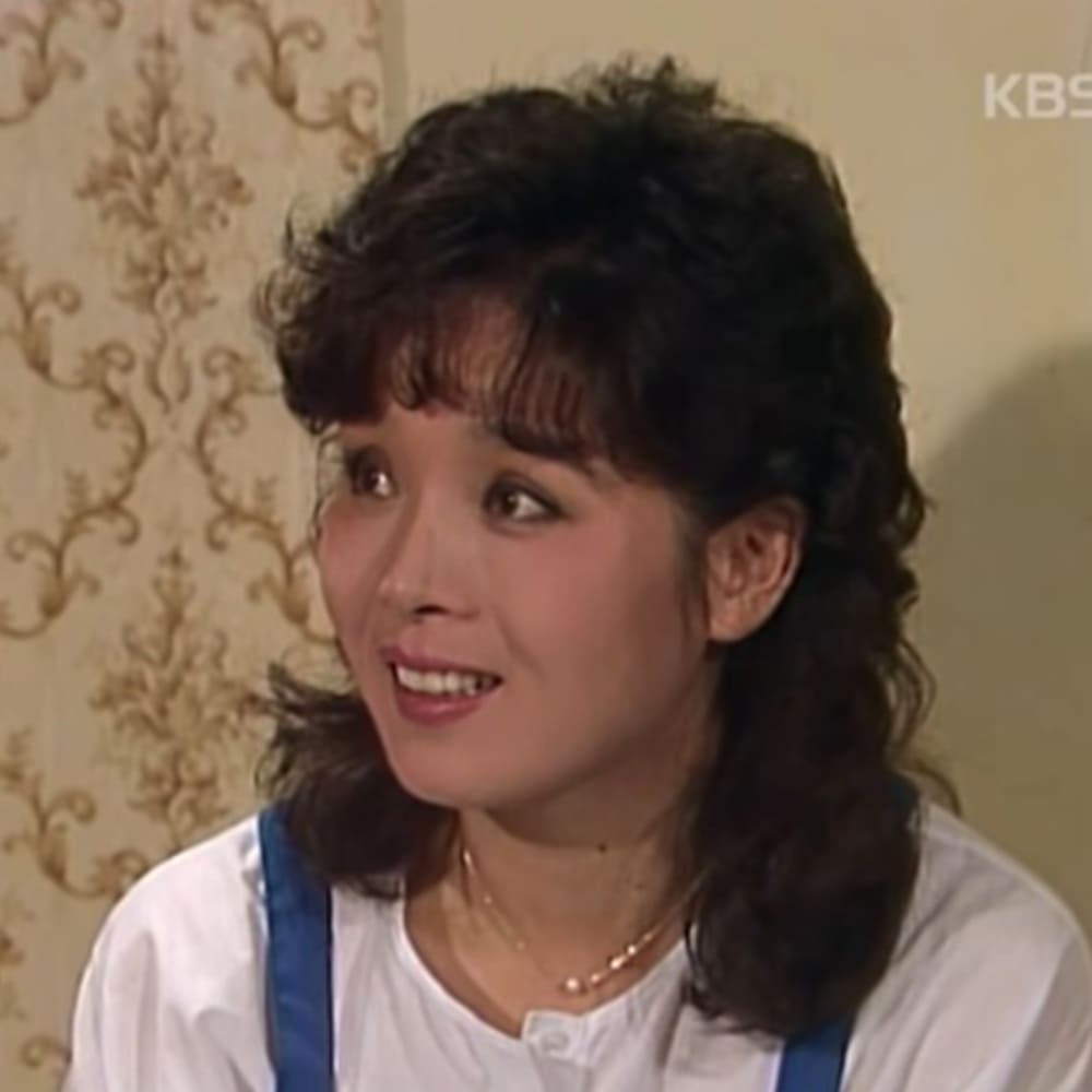 배우 이효춘