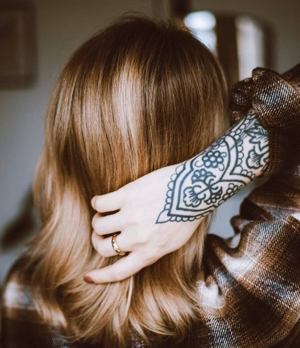 헤나 염색에 대한 오해와 진실: 피부를 정말 검게 만들까?2