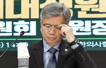 김택우 비대위원장 프로필 학력 병원 경력