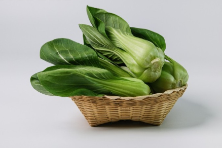 바구니에 있는 청경체 사진