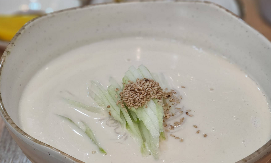 고양시 덕양구 진국수, 멸치육수와 부추국수로 소문난 원당시장 맛집?