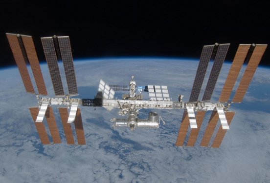 국제우주정거장(ISS) – 우주에서의 생활과 연구 활동