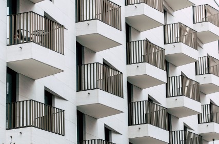 전세제도 약화&amp;#44; 월세 전환 가속화&hellip; 주거비 부담 심화 우려