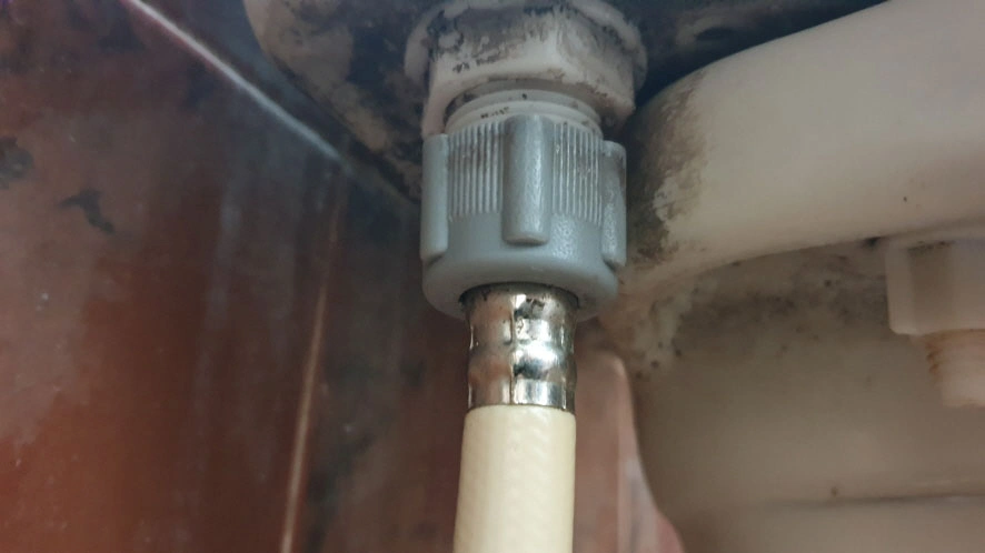 변기 물탱크 호스