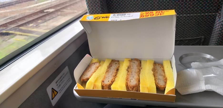 편의점에서 구입한 '카츠 샌드'