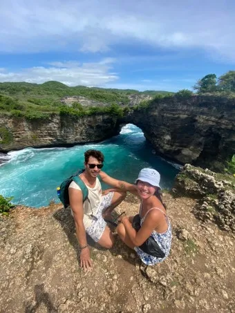 발리 브로큰 비치 Broken Beach 파도와 바람이 만든 천연 아치_25