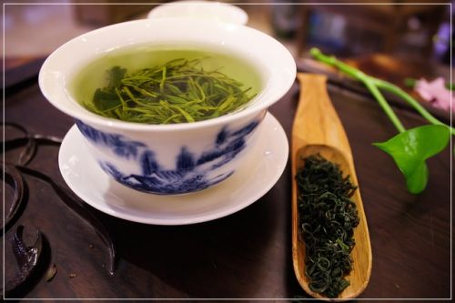 통풍에 좋은 차