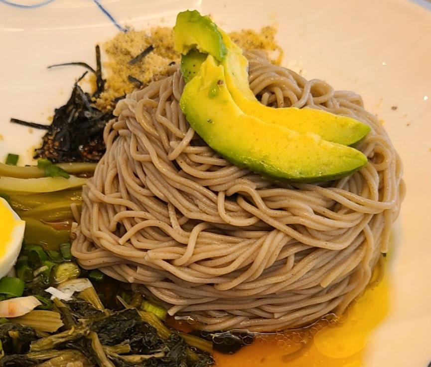 매일아침 들기름막국수 썸네일