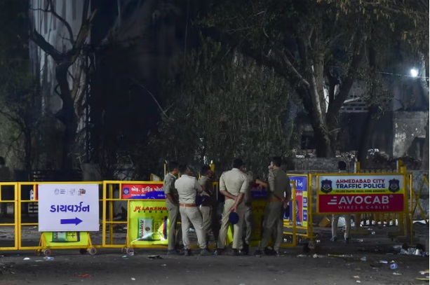 인도여객기 추락사고