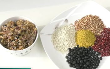 곡류로 오곡밥 짓기