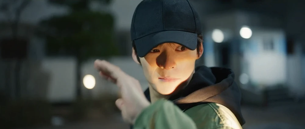 솔이-집앞에-서-있는-태성