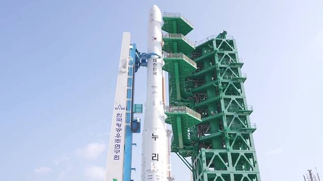 누리호 발사대 설치 현황 전남 고흥 나로우주센터 발사 일정과 의미