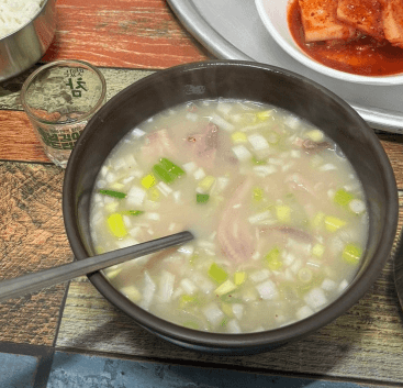 [6시 내고향] 영양전통시장 비빔밥 주물럭 칼국수 돼지국밥 맛집 시장식당