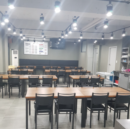 어뜰 식당 정보