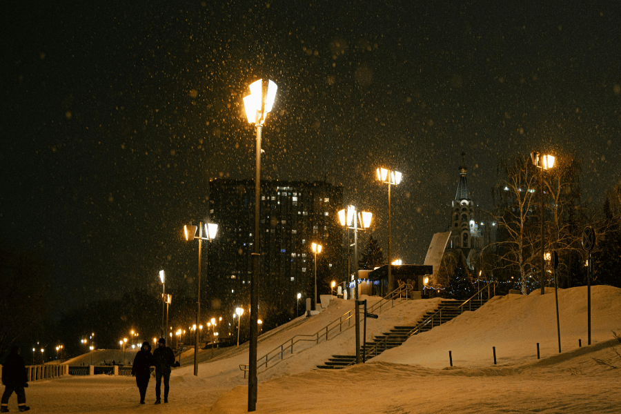 겨울 달빛 산책 여행