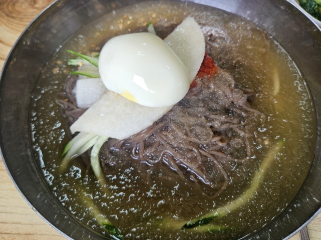 물냉면 음식사진