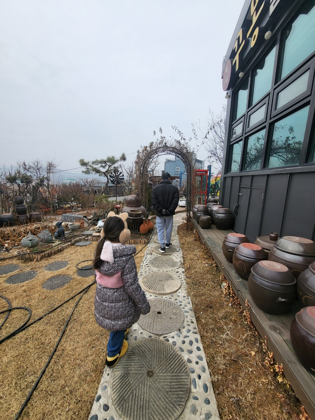 청주 카페, 남일면 카페(꾸몽갤러리카페)