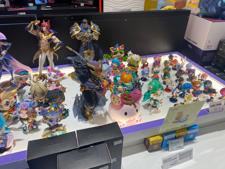 게임 피규어 모음