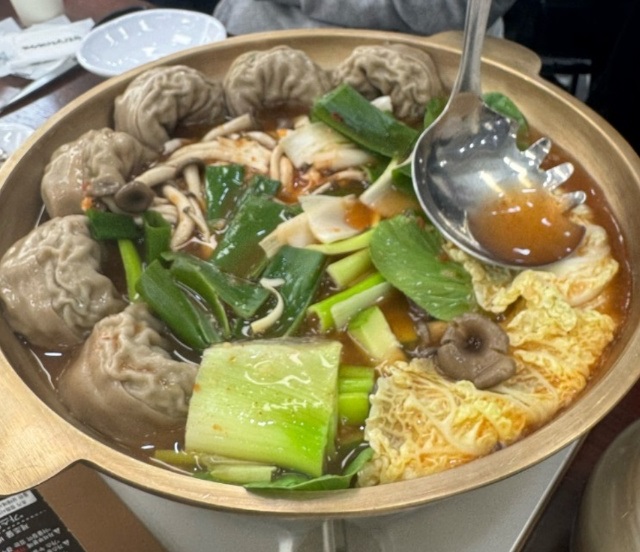 충주-만두전골-남한강막국수