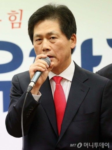 김진 전 중앙일보 논설위원 별세, 보수 대표 논객이 남긴 언론과 정치의 자취