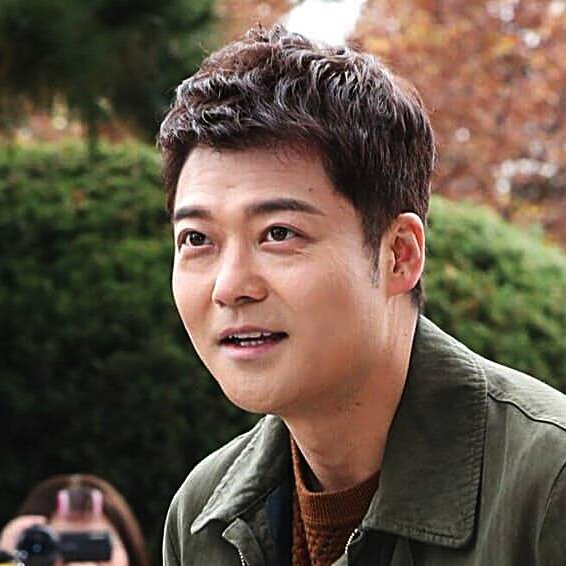 방송인-전현무