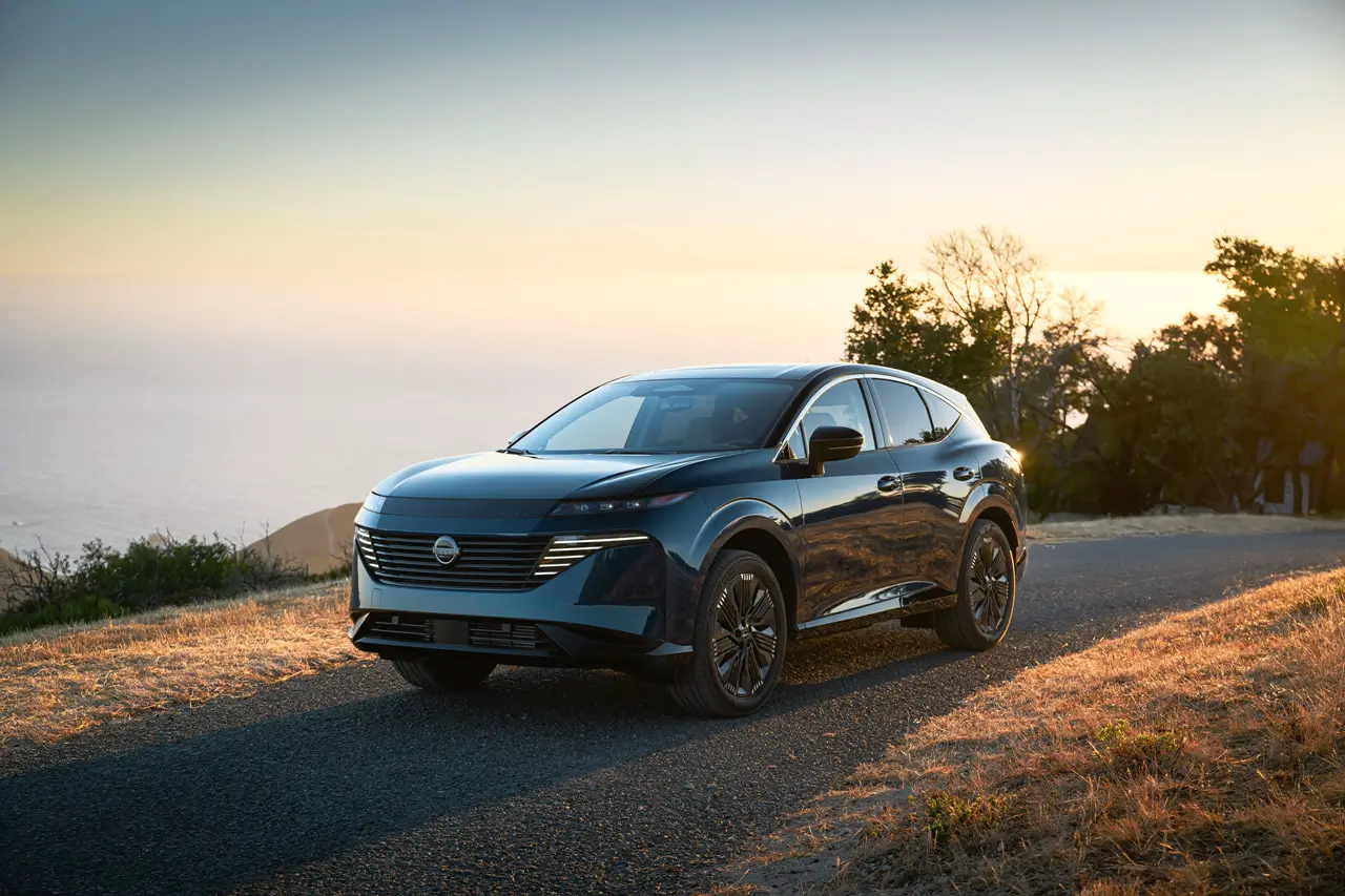 닛산 무라노 이미지 전면