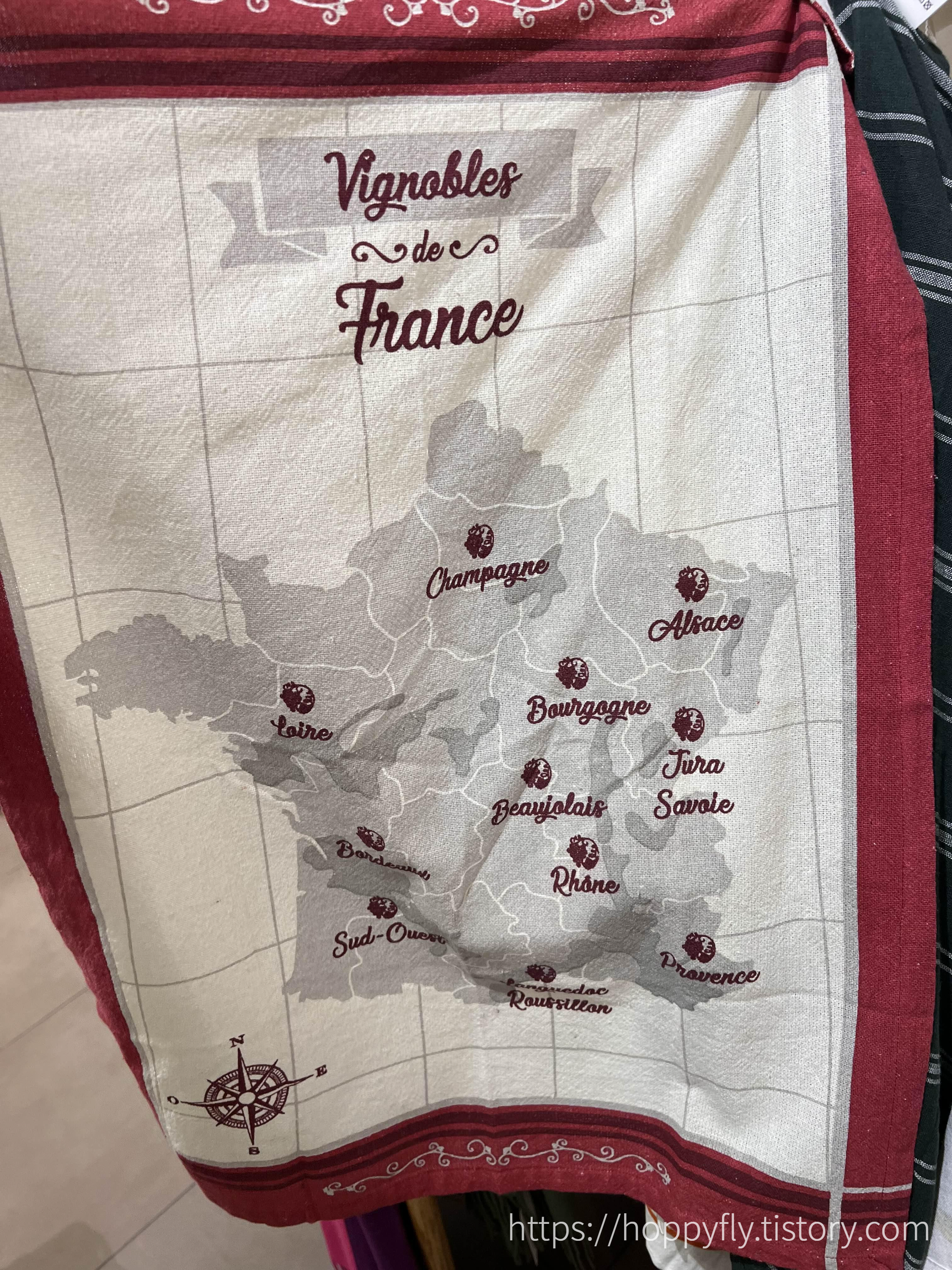 와인을 좋아하는 삼촌이 생각나던 기념품