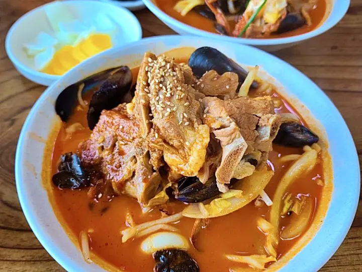 생방송오늘저녁 경북 김천 맛있는 중국집 추천 실고기 가득 고기 짬뽕 푸짐한 등뼈 가득 뼈대짬뽕 맛집