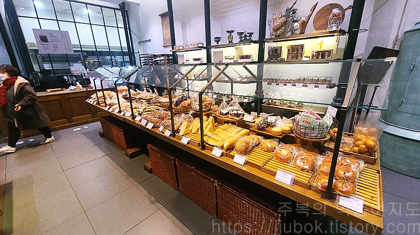 베즐리-송도점-내부