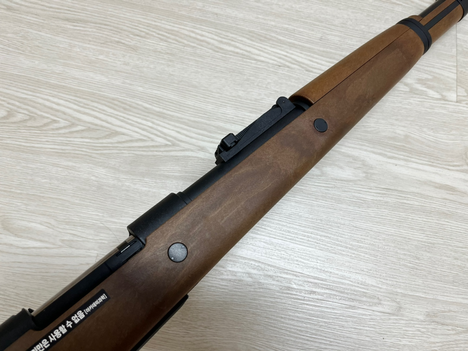 나무같지만 플라스틱