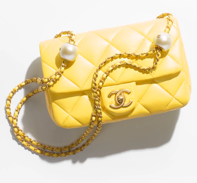 샤넬 스몰 플랩백 펄리 램스킨