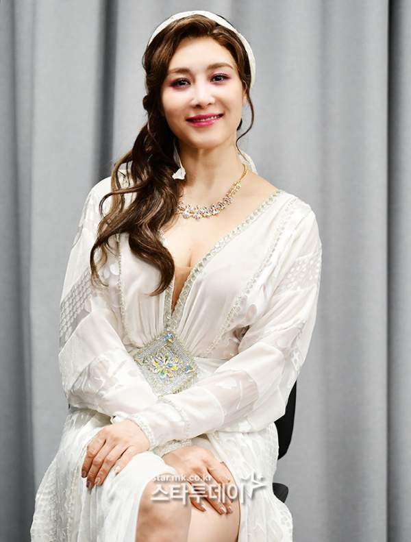 옥주현 한남더힐 190억 매입 실거래가 1위 등극... 나이 프로필 뮤지컬 다이어트 논란 총정리