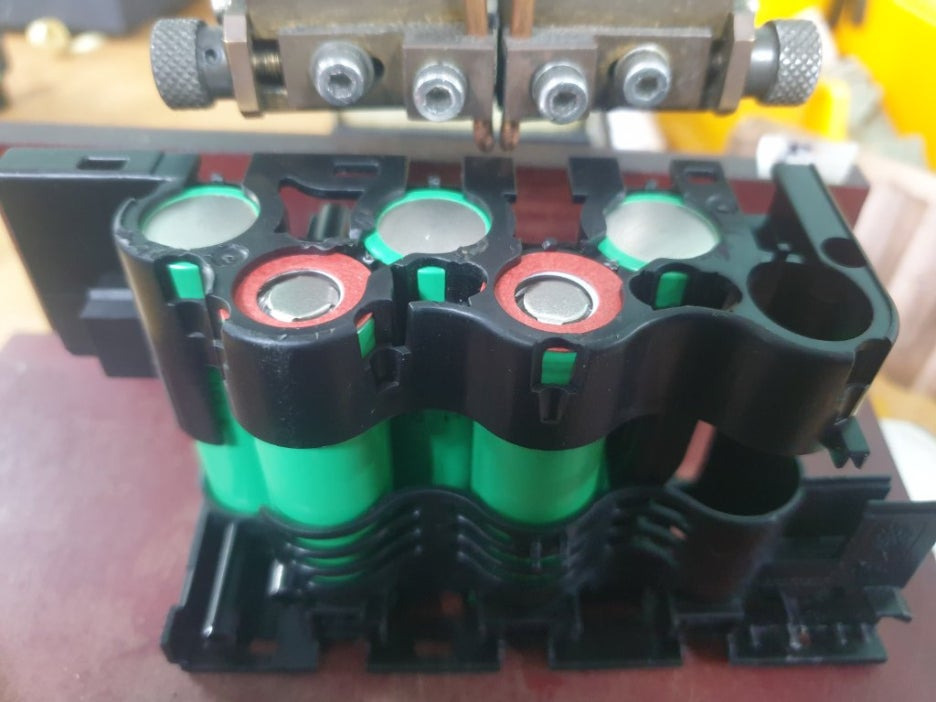 삼성 INR18650-25R 배터리