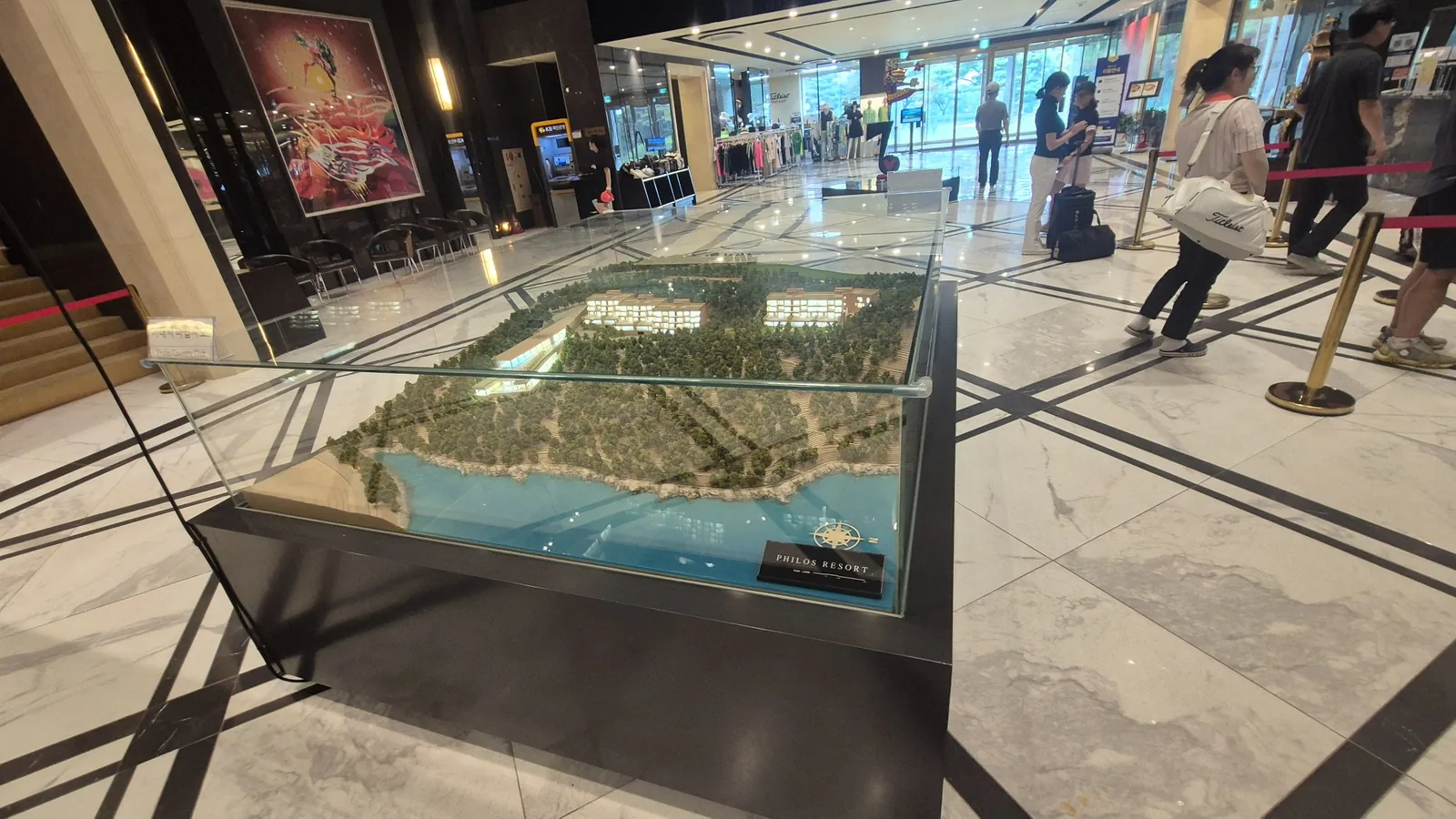 필로스 리조트 모형 전시 – 리조트형 골프장의 품격